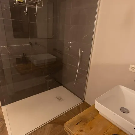 Miravigne House - Con Cucina فندق مبيت وإفطار 4*